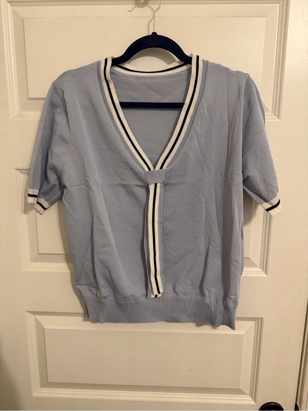 Light Blue Short-Sleeve V-Neck Sweater with Contrast Trim